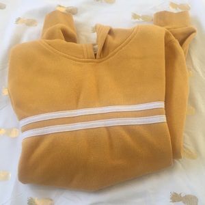 Tilly’s sweatshirt ❤️